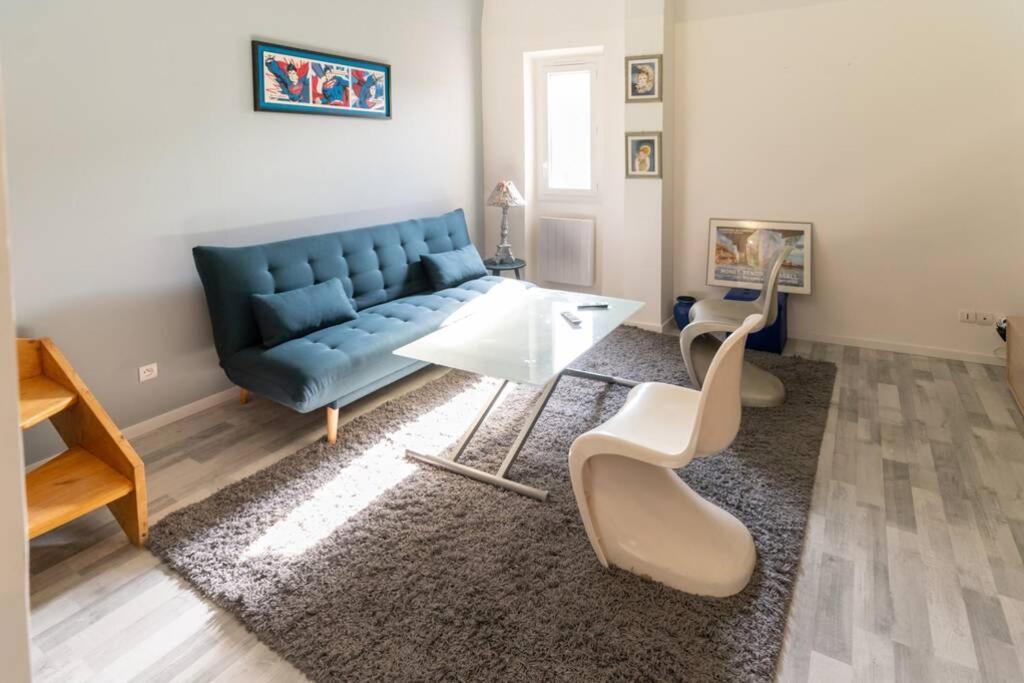 Le Charme Du Medieval Dans Un Appartement Cosy Ιέρ Εξωτερικό φωτογραφία