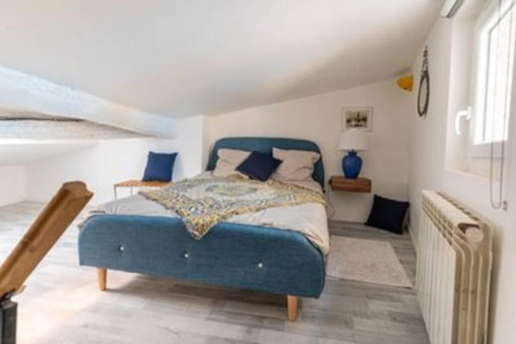 Le Charme Du Medieval Dans Un Appartement Cosy Ιέρ Εξωτερικό φωτογραφία