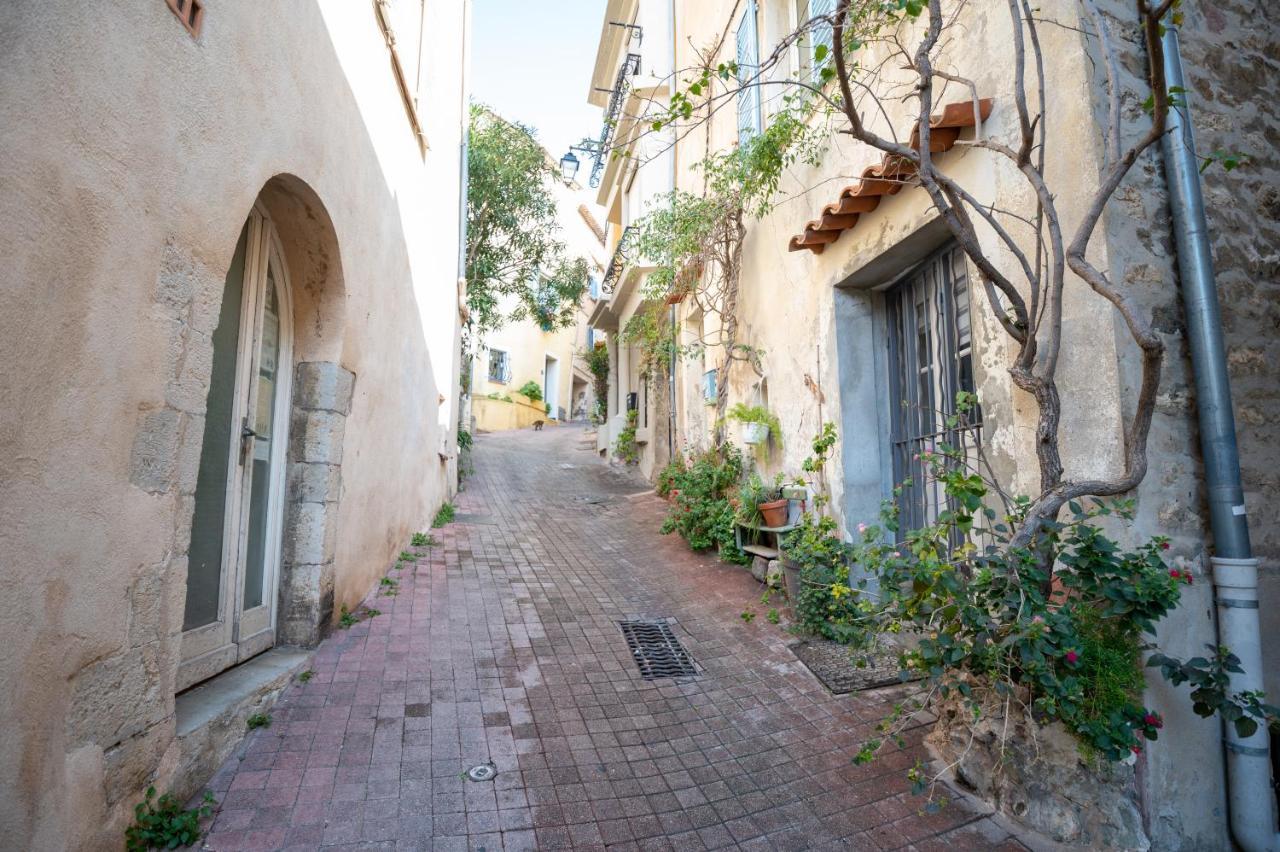Le Charme Du Medieval Dans Un Appartement Cosy Ιέρ Εξωτερικό φωτογραφία
